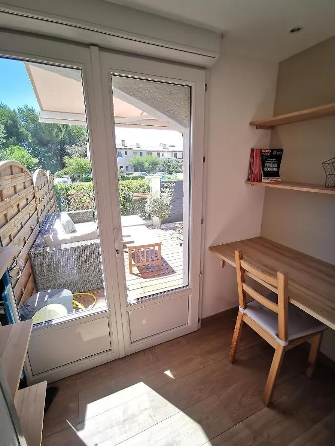 La Terrasse Ensoleillee De Sausset - Cote Bleue Apartment 0*, Sausset-les-Pins
